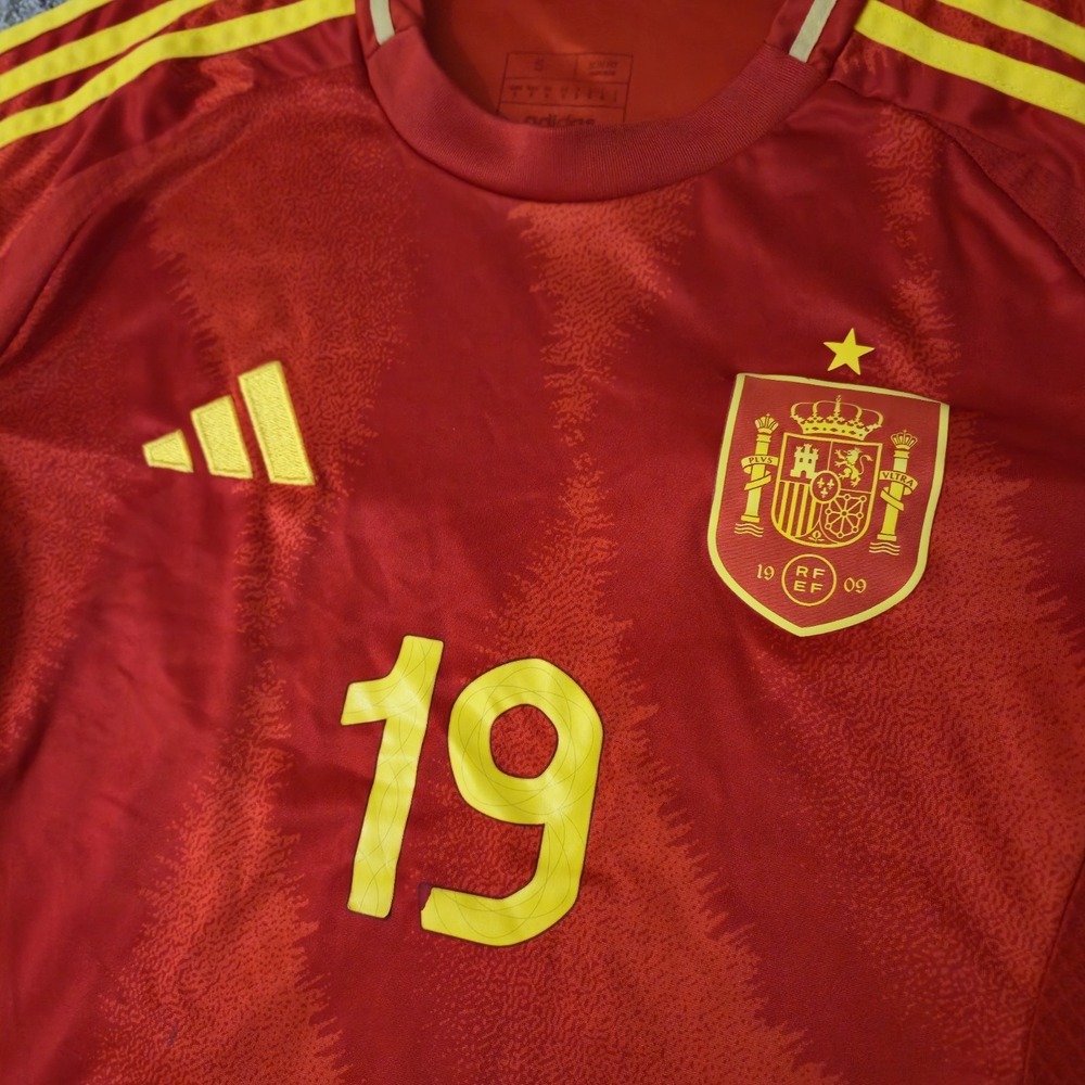 Spain Home Shirt Euro 2024 #19 Lamine Yamal Player Version Size S See Desc! - Picture 2 of 11